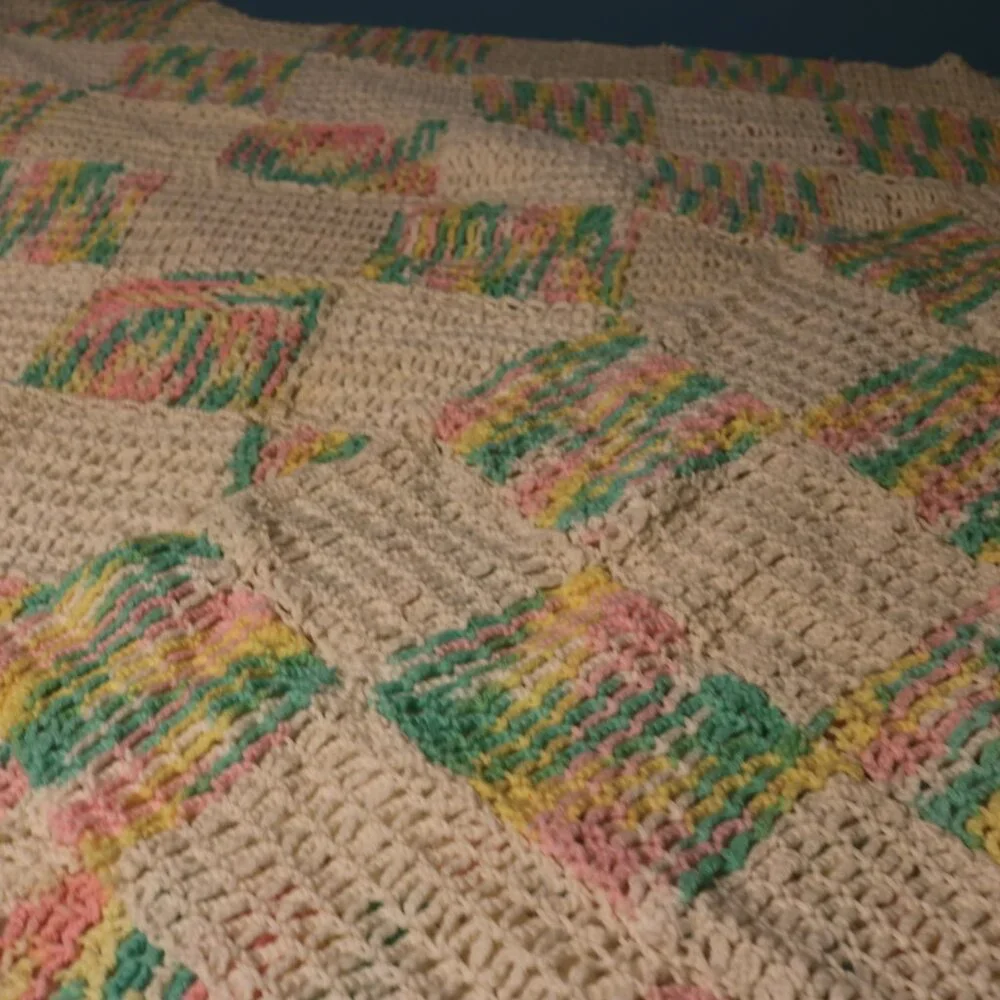 handmade vintage Afghan crochet blanket 80x60 size nice condition